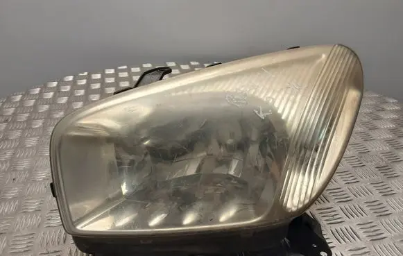 Toyota RAV 4 (XA20) Headlight/headlamp 4221