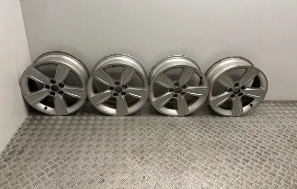 R18 alloy rim