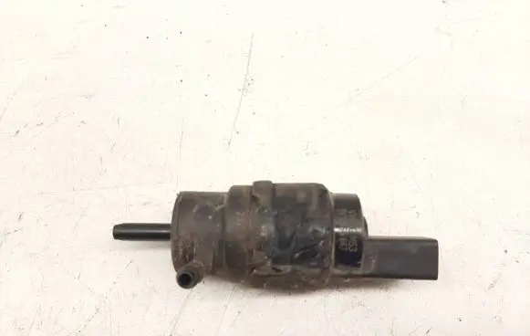 Audi A6 S6 C7 4G Windscreen/windshield washer pump 8K5955647