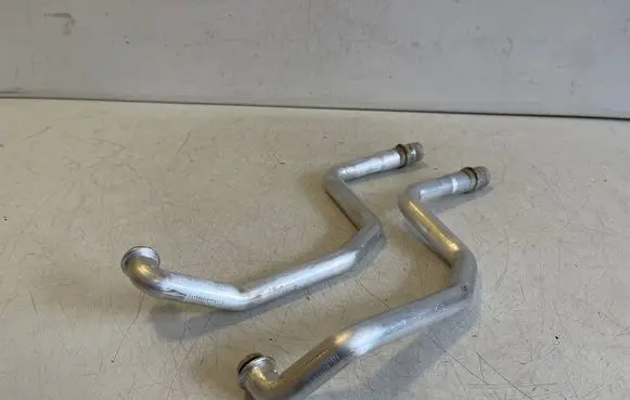 Opel Vivaro Heater radiator pipe/hose