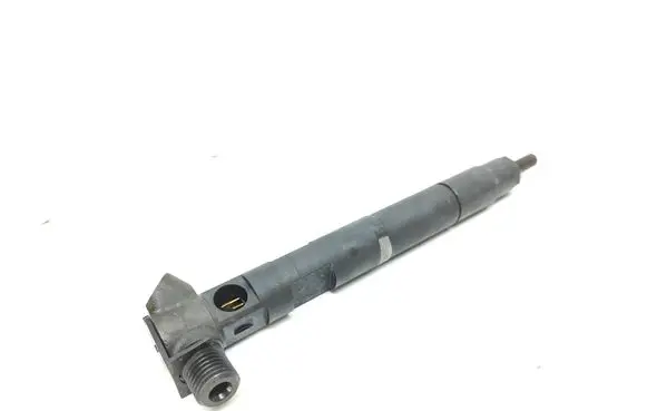 Mercedes-Benz E W212 Fuel injector A6510700587 1028001667863 5NYY0Z7HYA