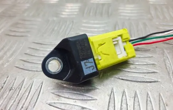Toyota C-HR I Airbag deployment crash/impact sensor 89831F4020