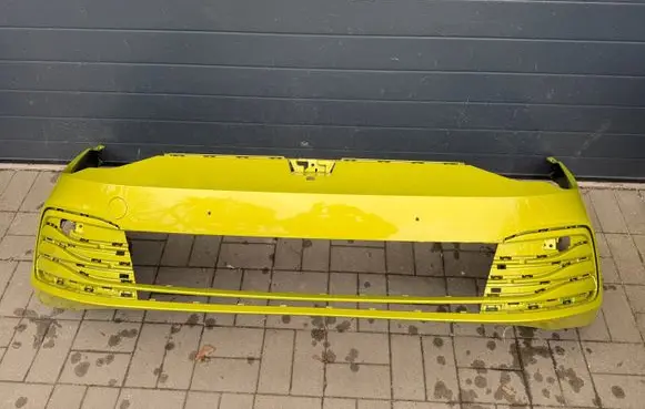 Volkswagen Golf VIII Front bumper 5H0807221