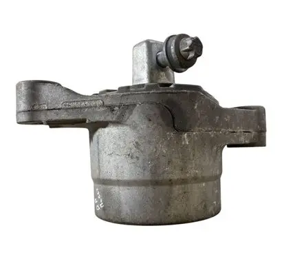 Engine mount bracket