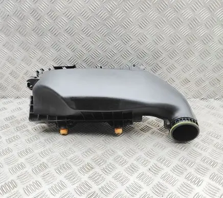 Mercedes-Benz C W205 Air filter box A2640900000 A2640940100