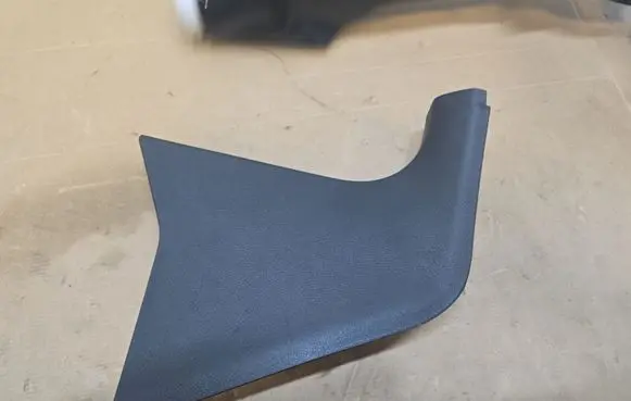 Volkswagen PASSAT B6 Front sill trim cover 3C1863484