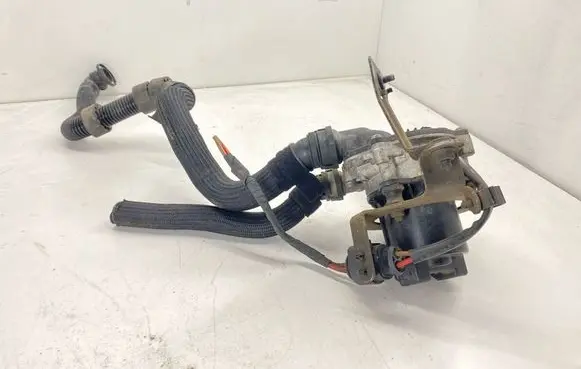 Audi A3 S3 8V Secondary air pump 04E959231A 70363513