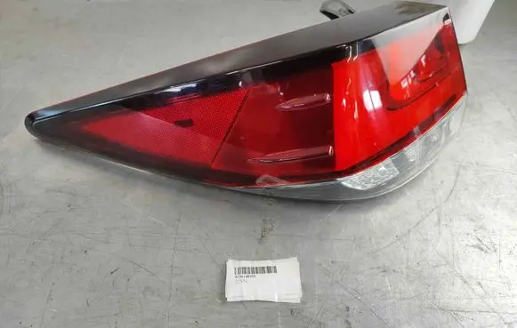 Lexus RX 450H Rear/tail lights 8156148350