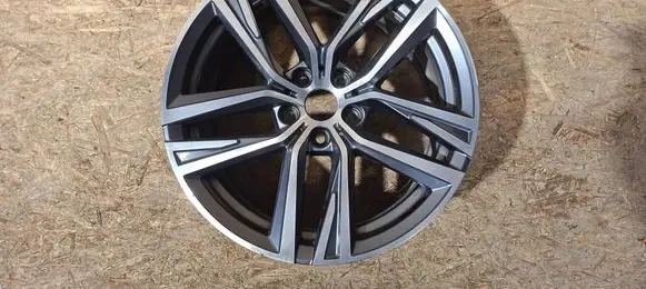 BMW i4 R18 alloy rim 6896770 K762270