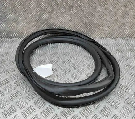 Opel Crossland X Rubber seal front coupe door 13170853