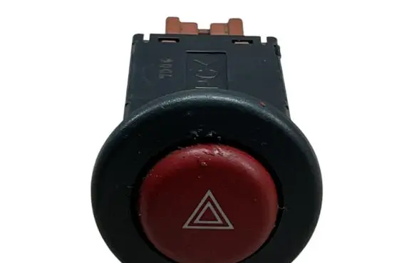 Mitsubishi Canter Hazard light switch 7D06