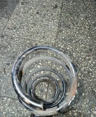 Toyota Prius (XW30) Front coil spring 
