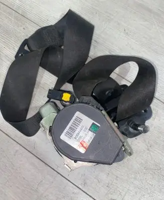 Mitsubishi Colt Front seatbelt 606844400 060802 005L000