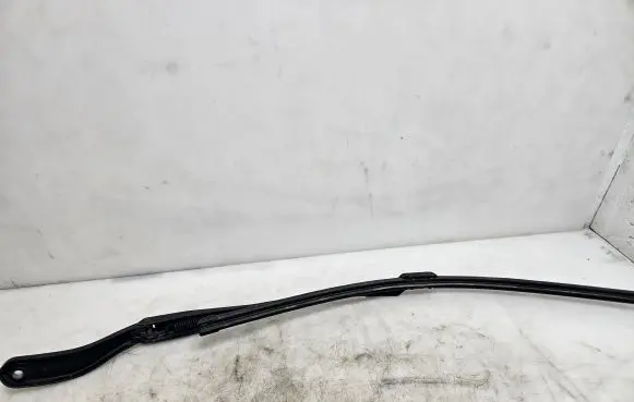 Volvo V50 Front wiper blade arm 30699997