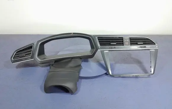 Volkswagen Tiguan Other sill/pillar trim element 5NB857059D