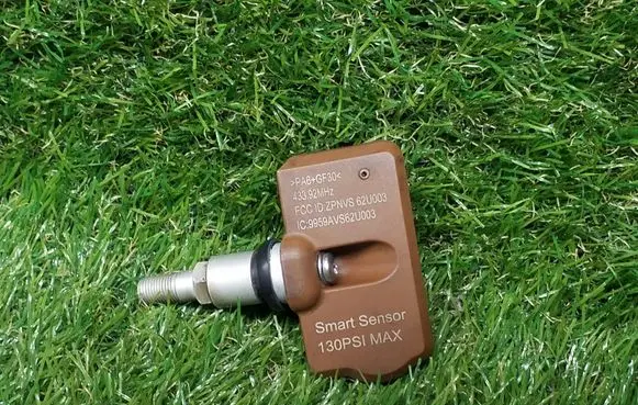 Audi Q7 4L Tire pressure sensor 62U003 9959AVS62U003