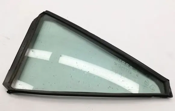 Subaru Outback (BT) Rear vent window glass 