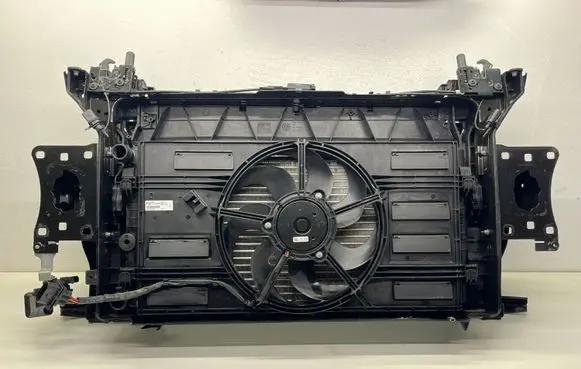 Volkswagen Polo VI Coolant radiator 2Q0121253 2Q0121203 2Q0121207