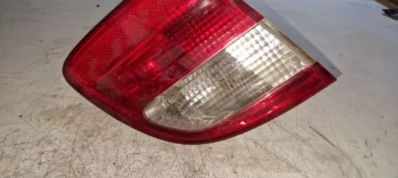 Mercedes-Benz E W211 Tailgate rear/tail lights A2118201364