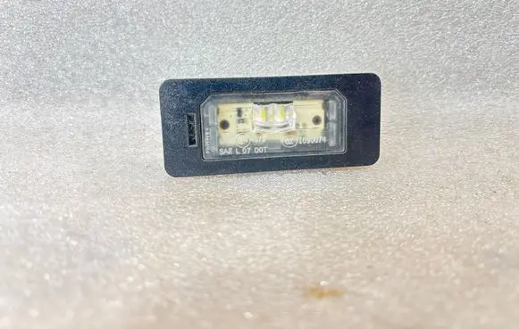 BMW 5 F10 F11 Number plate light 7193293 42252030A