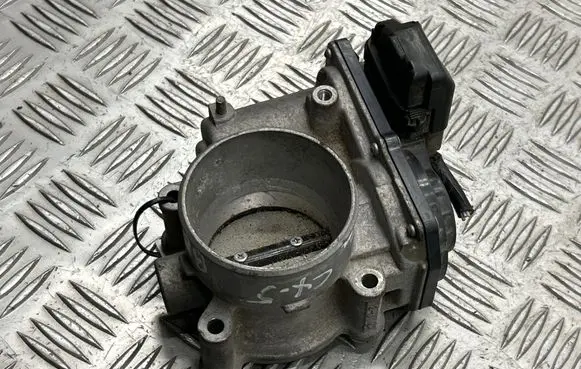 Mazda CX-5 Throttle valve PE0113640B