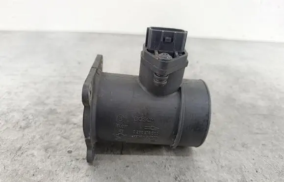 Nissan Primera Mass air flow meter 