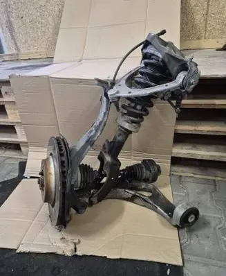 Audi Q7 4L Front wheel hub spindle knuckle 121212