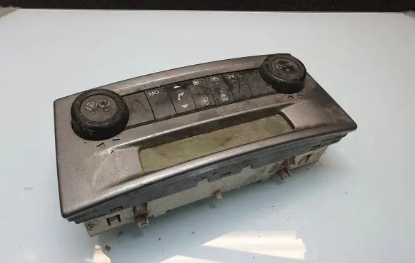 Renault Laguna II Climate control unit 8200001901C 52485201