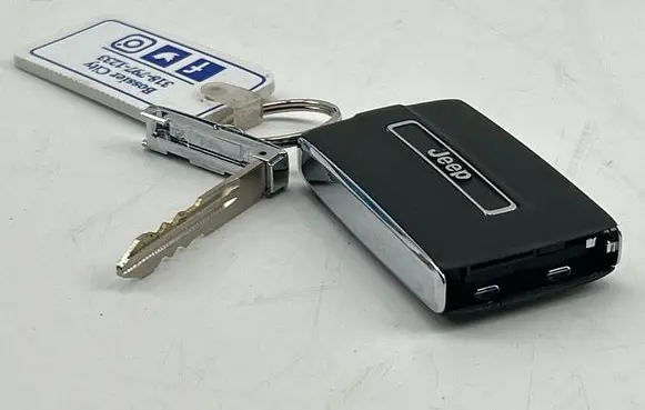 Jeep Grand Cherokee WL Ignition key/card 