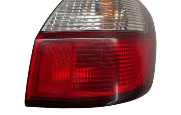 Subaru Legacy Rear/tail lights R1286