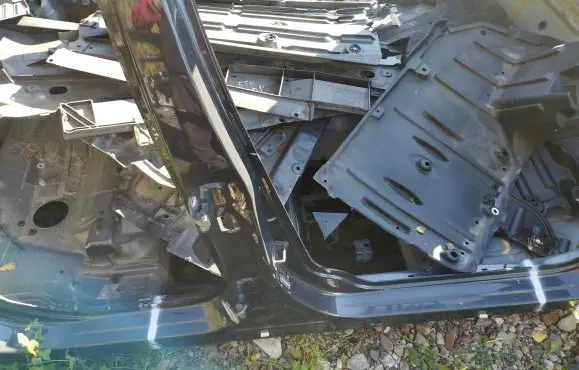 Volvo XC60 Pillar (middle) 
