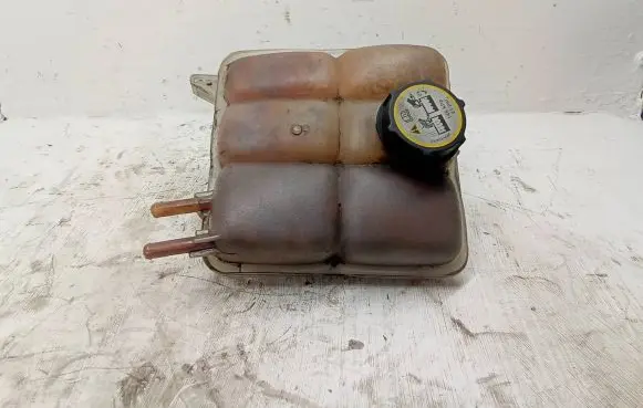 Mazda 3 II Coolant expansion tank/reservoir
