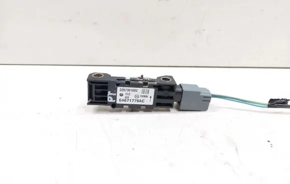 Chrysler PT Cruiser Airbag deployment crash/impact sensor 04671779AC 2257301062 250804