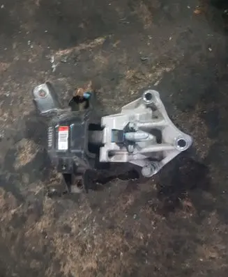 Hyundai i30 Engine mount bracket