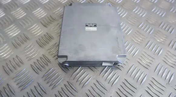 Lexus RX 330 - 350 - 400H Battery control module 8989248010 4690000112