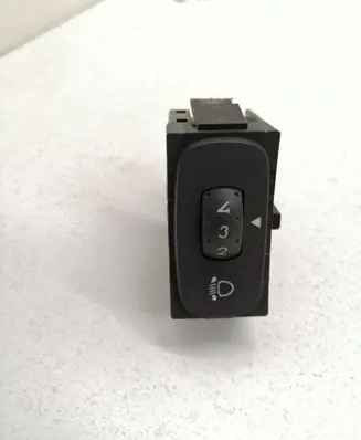 Renault Laguna II Headlight level height control switch 8200002439