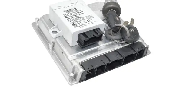 BMW 5 E39 Engine ECU kit and lock set 13617785595 7785595 13617785540