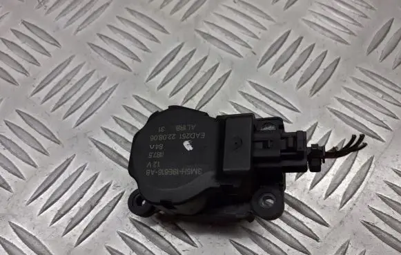 Ford Focus A/C air flow flap actuator/motor 3M5H-19E616-AB