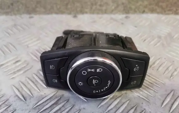 Ford Mondeo MK V Light switch DG9T13D061GBW