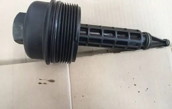 BMW X3 F25 Oil filter cover 6740217339
