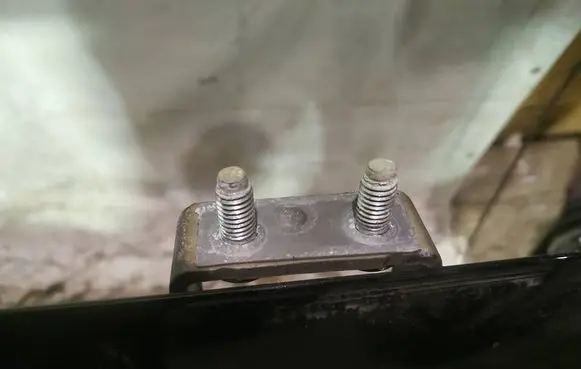 KIA Optima Tailgate/trunk/boot hinge 