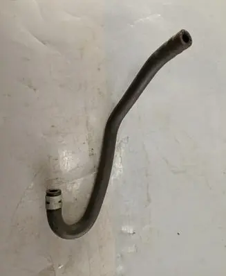 Mitsubishi Grandis Engine coolant pipe/hose