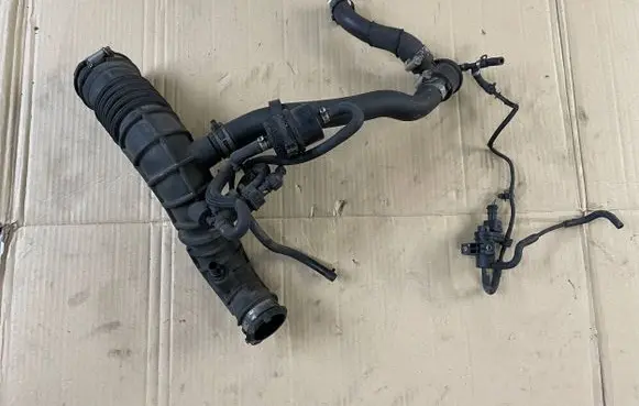 Dacia Dokker Air intake hose/pipe 165764382R
