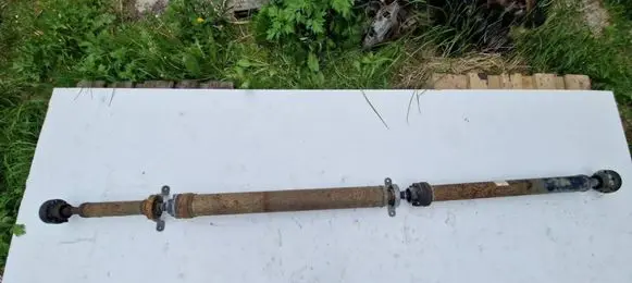 Volkswagen Transporter - Caravelle T5 Rear driveshaft/prop shaft 