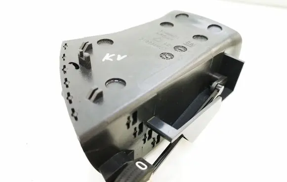 Dash center air vent grill