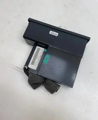 Audi A3 S3 A3 Sportback 8P Other control units/modules 8E0857925D DEVW85084 00633711