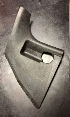 Foot area side trim