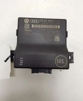 Audi A4 S4 B8 8K Gateway control module 8T0907468R