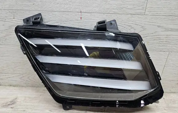 Peugeot 208 II LED Daytime headlight 9851054180