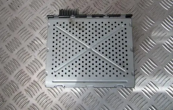 Audi A8 S8 D3 4E Sound amplifier 4E0035541 4E0910541B